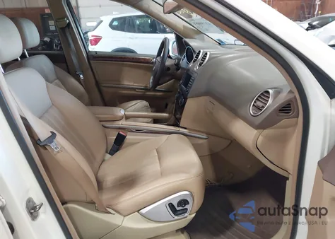 2008 Mercedes-Benz Ml 550 4Matic z USA, uszkodzony, nr VIN 4JGBB72E68A410047